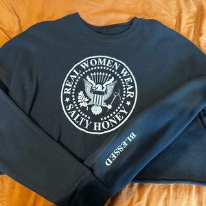 Salty Honey Cropped sweater